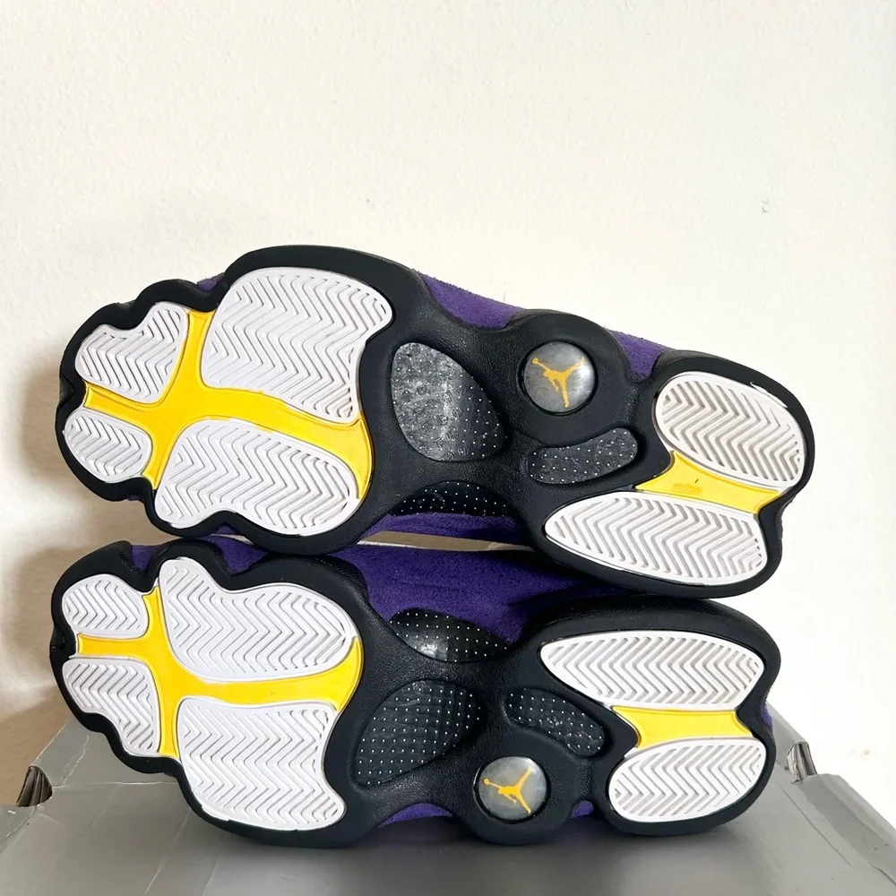 AUTHENTIC Jordan 13 Retro Lakers size 9 414571-105 2019 PRE-OWNED with OG BOX